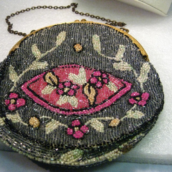 Meet your Posher, Maria - Picture 2 of 8